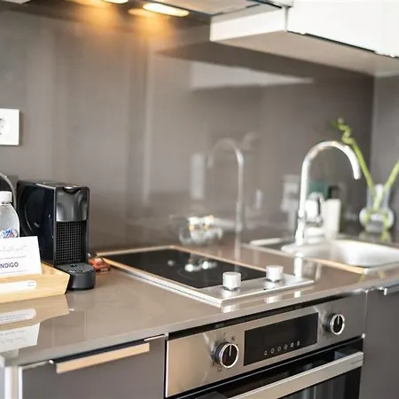 Vibrant 1-bdr Wpoolgym Near Airport Metro *