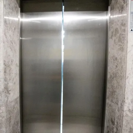 Appartement Vibrant 1-bdr Wpoolgym Near Airport Metro *